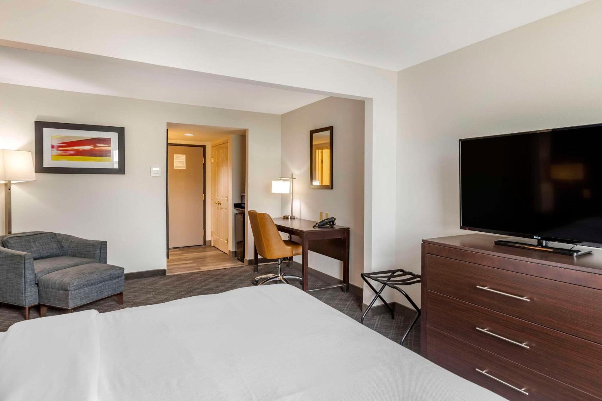 Comfort Inn & Suites Grand Blanc-Flint エクステリア 写真